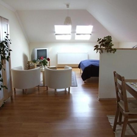 Ilona Apartmanhaz Komárom Extérieur photo