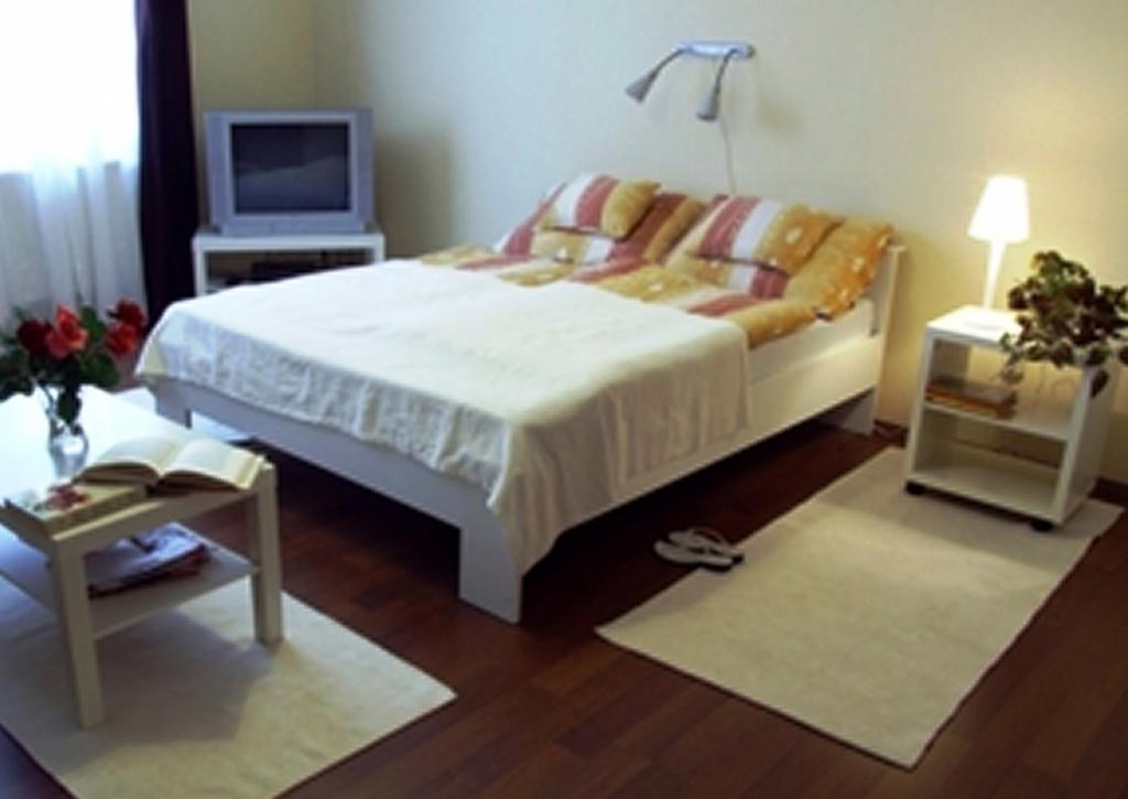Ilona Apartmanhaz Komárom Extérieur photo