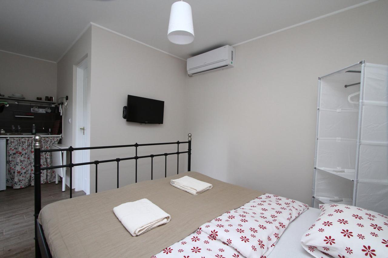 Ilona Apartmanhaz Komárom Extérieur photo